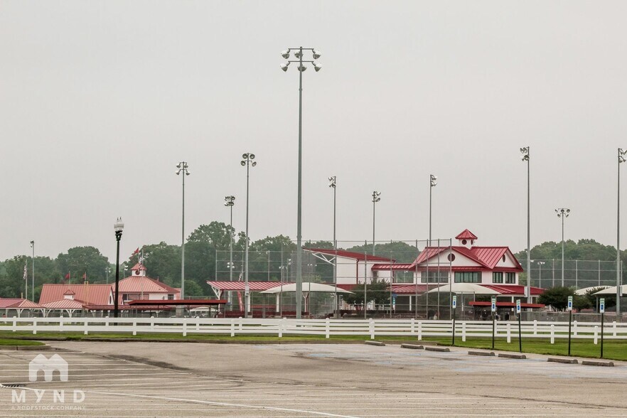 Building Photo - 5885 Landau Drive