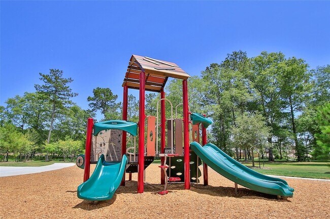 Building Photo - 10389 Sweetwater Creek Dr