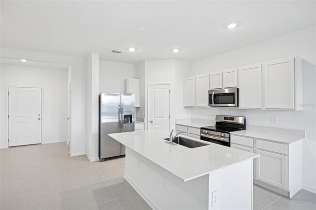 Building Photo - 2979 Maloof Dr