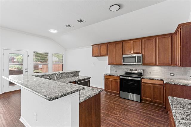 Building Photo - 201 Ute Creek Ct