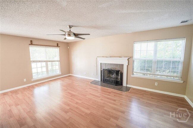 Building Photo - 248 Silver Brook Cir