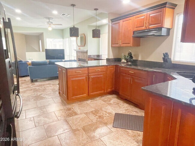 Building Photo - 101 N 7th St