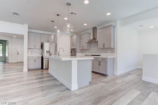 Building Photo - 12735 Coastline Shadow St