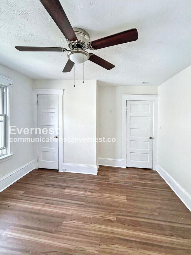 Building Photo - 1794 W 54th St
