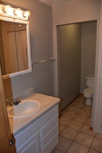 Building Photo - 325 Cordy Lane