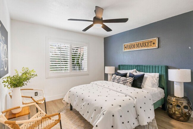 Building Photo - CANYON LAKE 3 BED 2 BATH ON GOLF COURSE