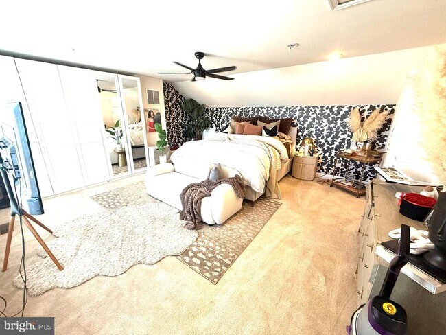 Building Photo - 17351 Redshank Rd