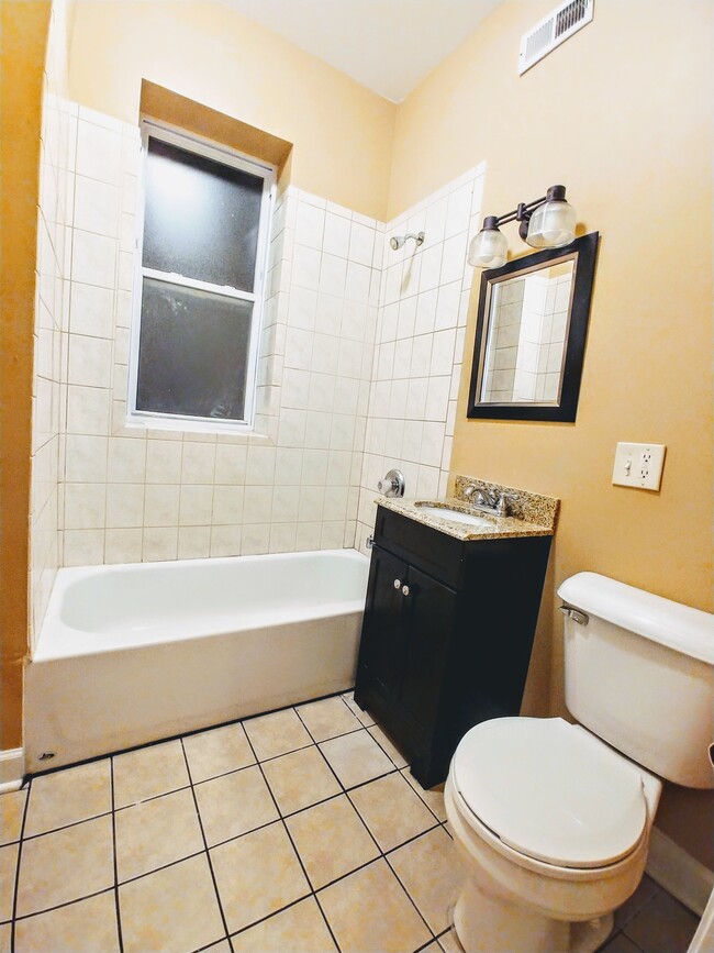 Bathroom - 6414 S Evans Ave