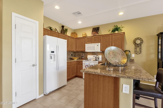 Building Photo - 4718 E Jude Ct