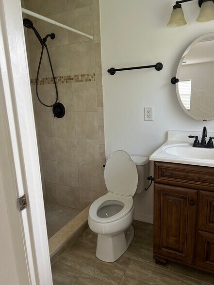 Primary Bathroom - 779 West Lyman Avenue