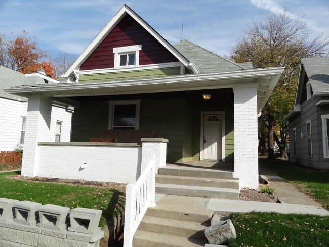 Building Photo - 921 N Hamilton Ave