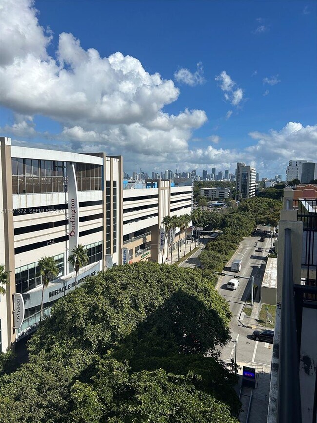 Building Photo - 3410 Coral Wy