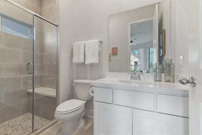 Building Photo - 17366 Camillia Trails