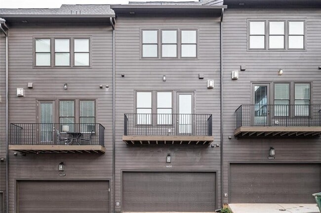 Building Photo - 6655 Sterling Dr