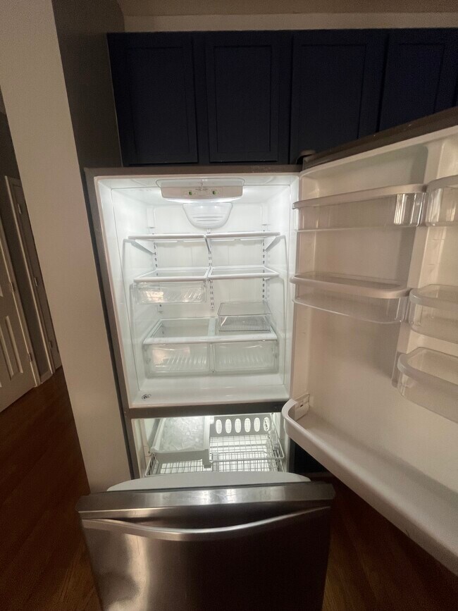 Building Photo - 1900 N Laramie Ave