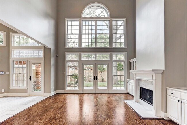 Primary Photo - 14822 Bramblewood Dr