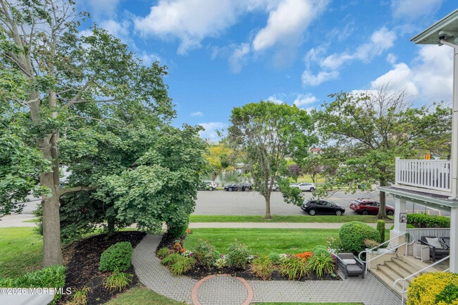 Building Photo - 1211 Grand Ave