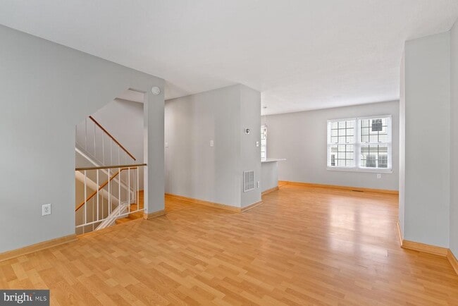 Building Photo - 2384 Branleigh Park Ct