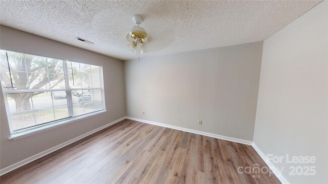 Building Photo - 5921 Amity Springs Dr
