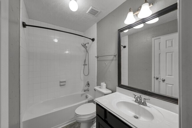 Building Photo - 21331 Timber Pines Dr