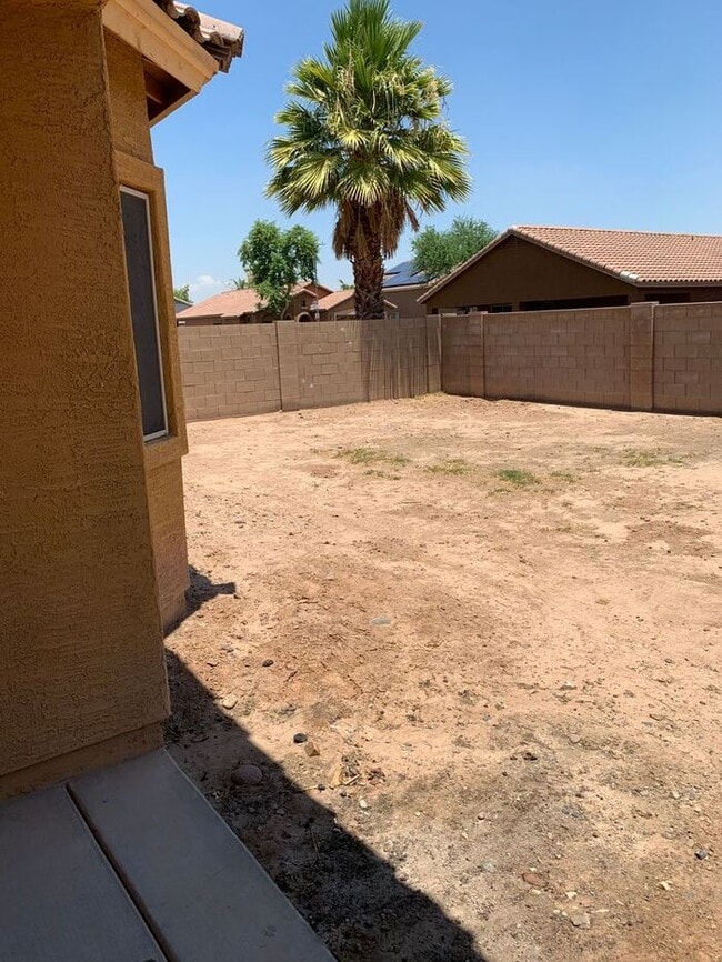 Building Photo - COMING SOON! Beautiful 4Bedroom/2Bathroom Home in Laveen