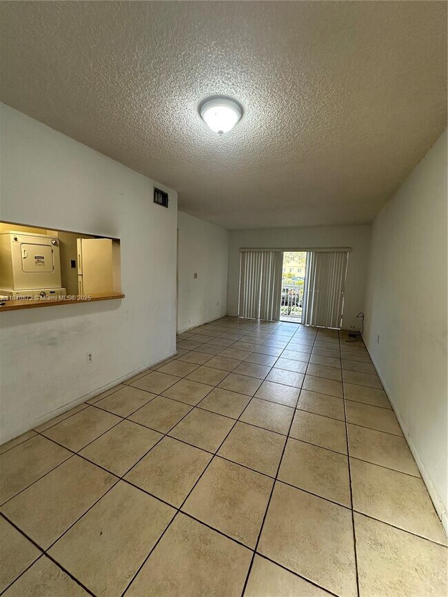 Building Photo - 13810 SW 112th St