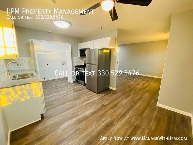 Building Photo - 2531 Zircon St NE