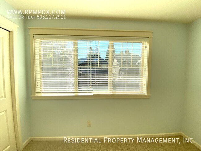 Building Photo - 9219 NW Harvest Hill Dr