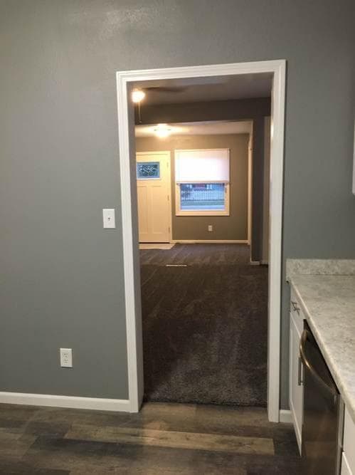 Building Photo - 212 S Albert Ave