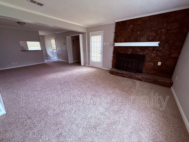 Building Photo - 3113 Wickham Dr