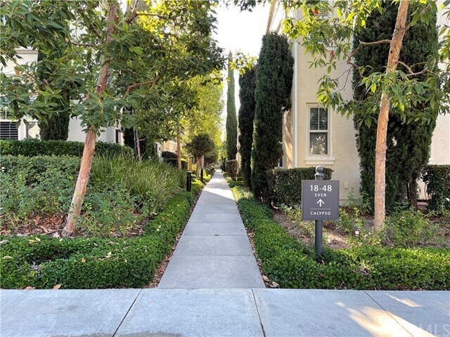 Building Photo - 36 Calypso