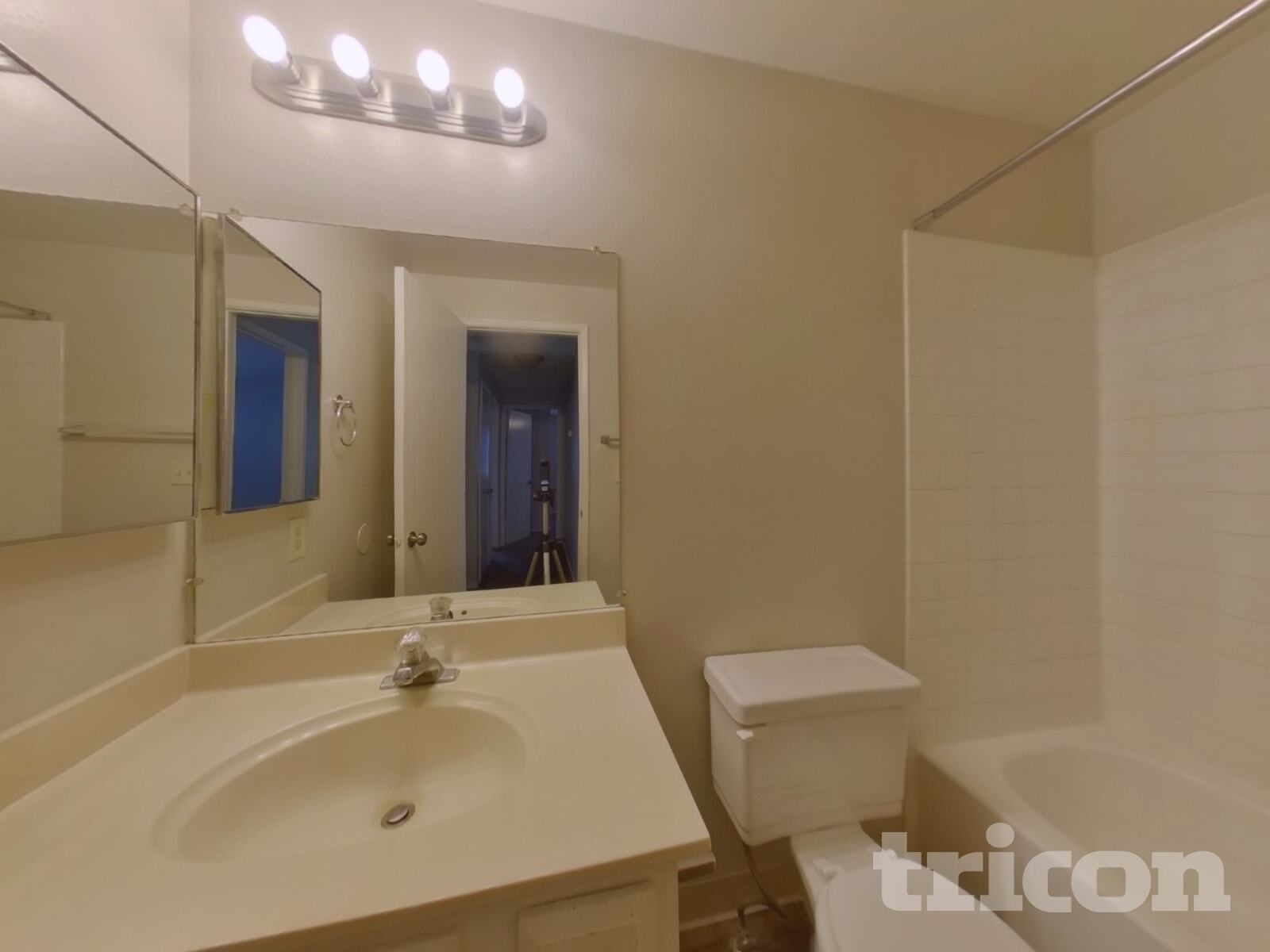 Building Photo - 2635 Rayma Ct