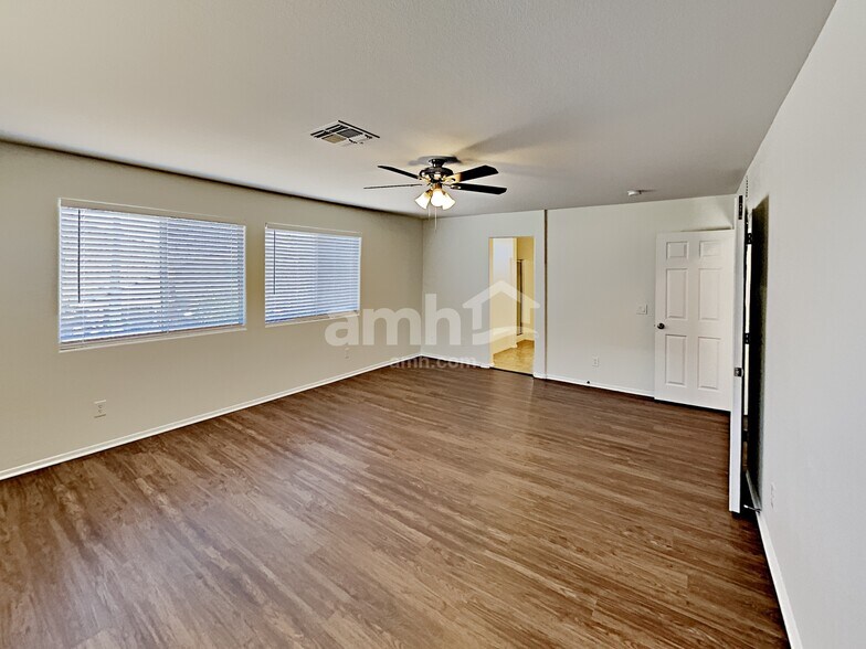 Building Photo - 13277 W Gelding Cir