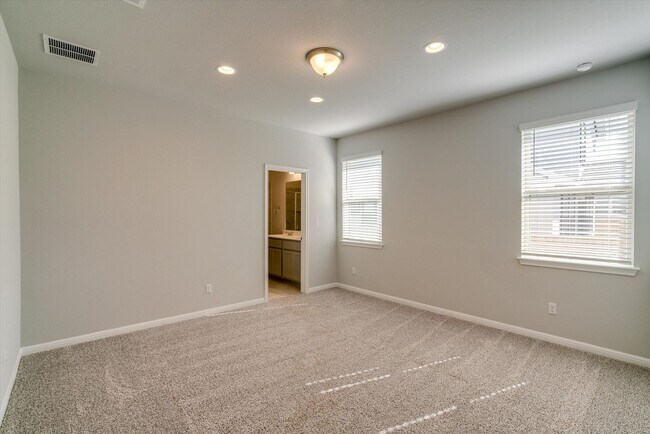 Building Photo - 2705 Brushwood Mdw