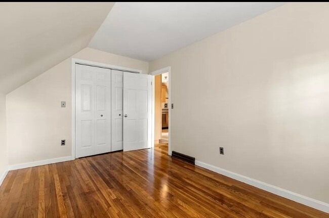 Building Photo - 6 Wells Ave