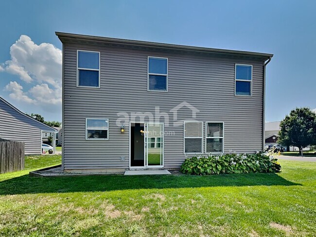 Building Photo - 1236 Saticoy Ct