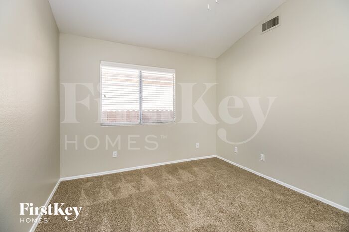 Building Photo - 2834 S Paseo Loma