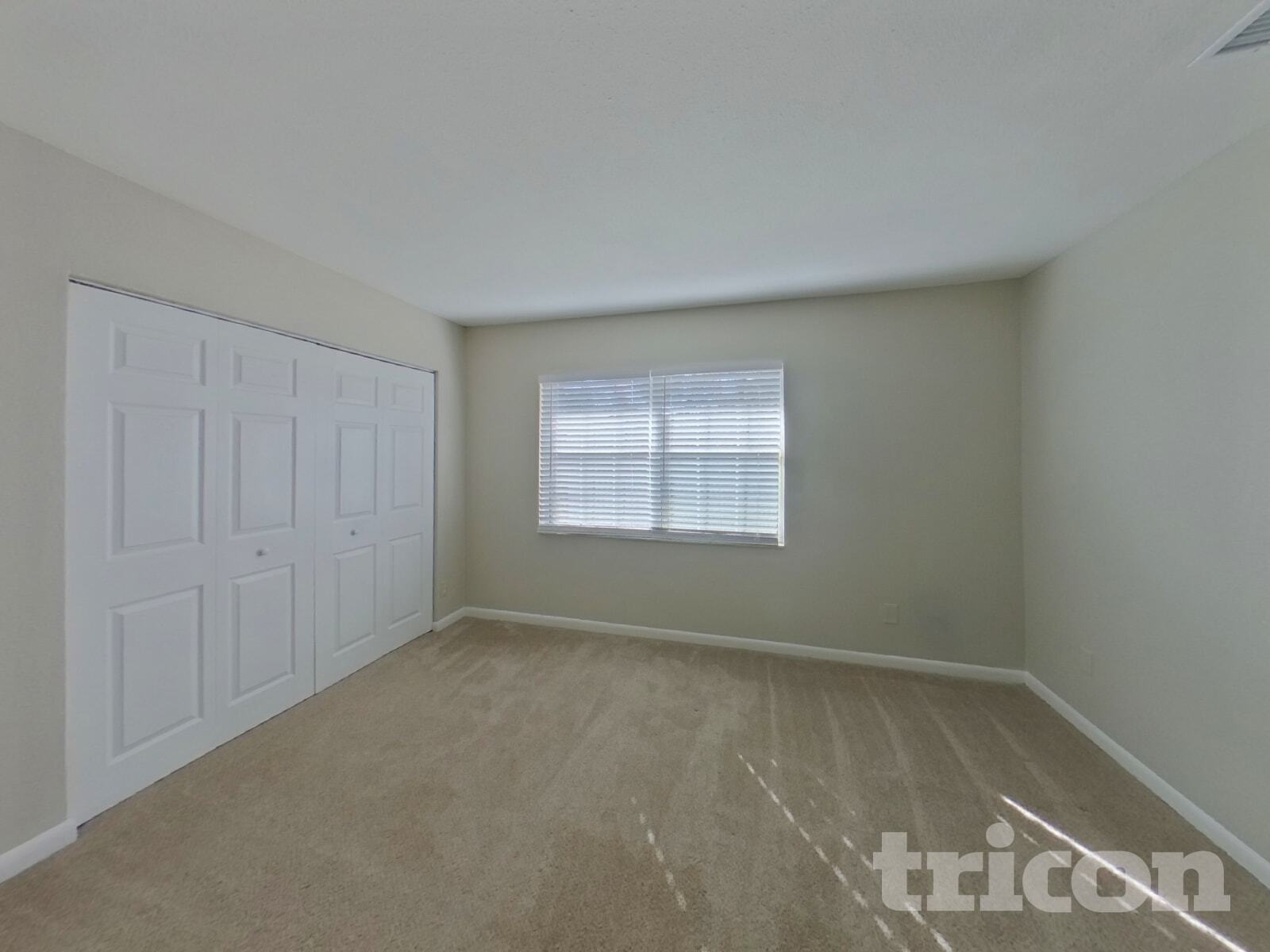 Building Photo - 1101 Seffner Valrico Rd