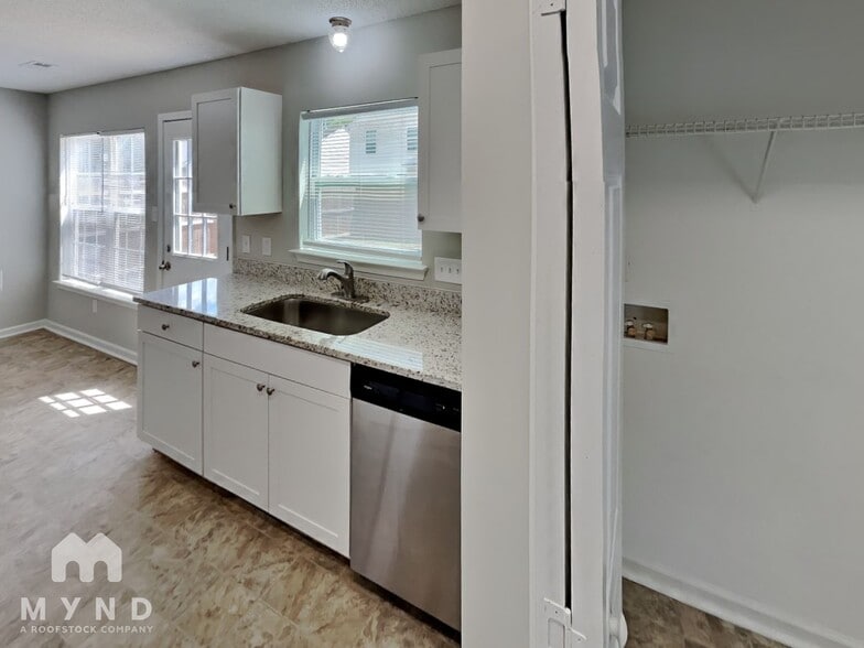 Building Photo - 1219 Hunter Forest Ct