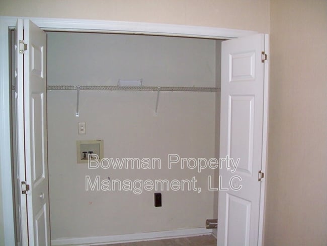 Building Photo - 125 Cardinal Creek Ln