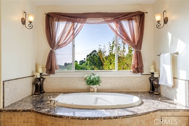 Building Photo - 10817 W Stallion Ranch Rd