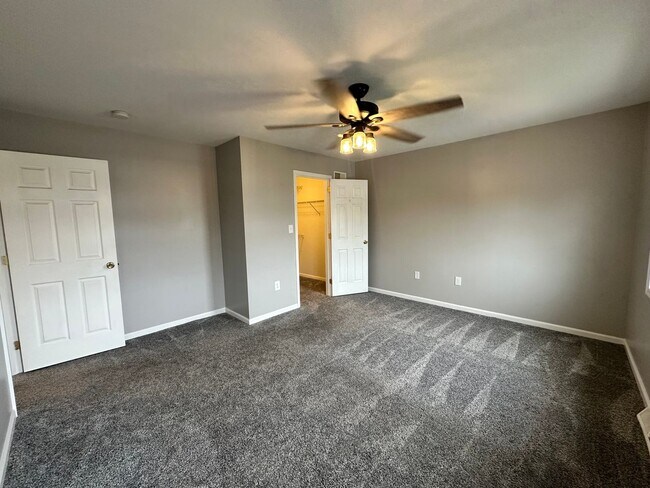 Building Photo - 206 Lighthouse Dr