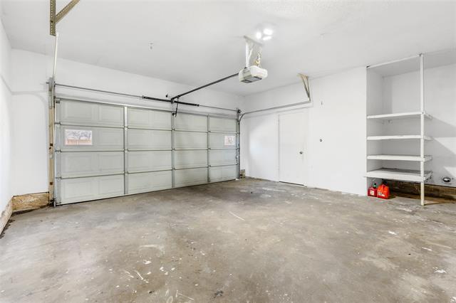 Building Photo - 6305 Chapman Dr