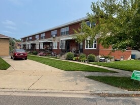 Building Photo - 1801 Lake Ave