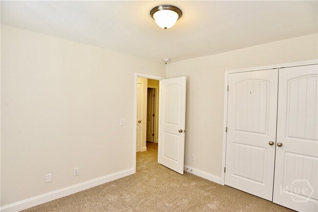 Building Photo - 411 Ferguson Ln