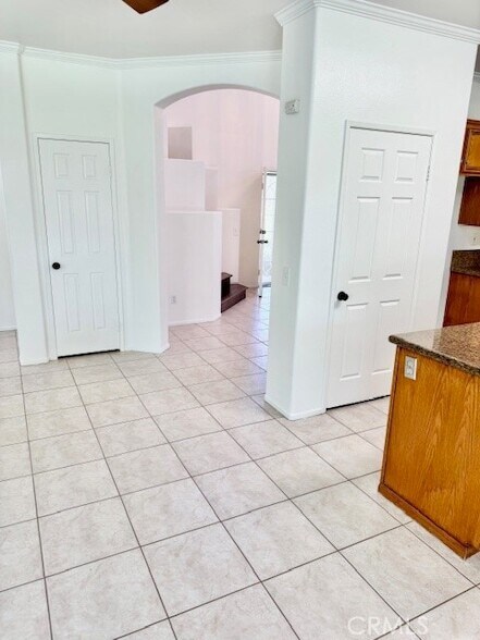 Building Photo - 10200 Cartagena Dr