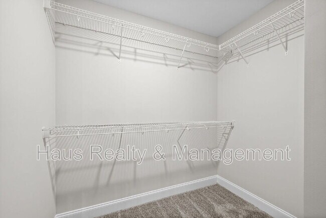 Building Photo - 248 Bluebell Dr