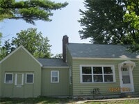 Building Photo - 8052 Oswego Rd