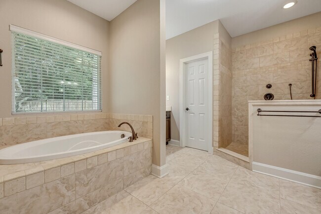 Building Photo - 117 Blossom Creek Run