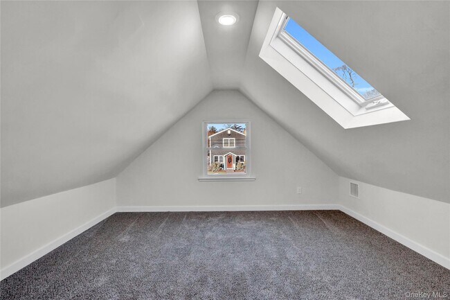 Building Photo - 37 Gould Rd